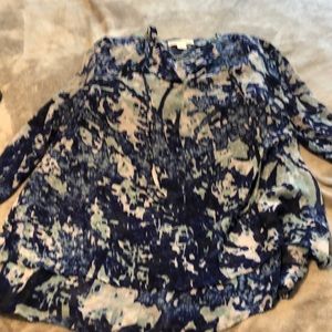 Blue print chiffon 3/4 sleeve top